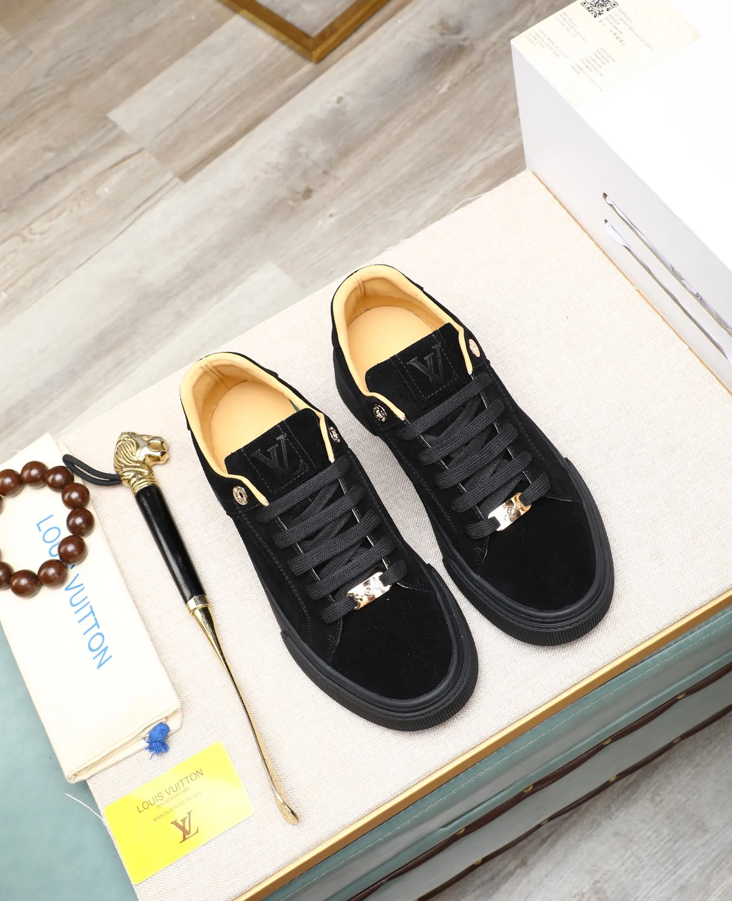 Men's shoes 💰460 [LV～] Men's casual shoes 2025z cabinet sales simultaneously 🔶Size: 38-44 #️⃣ 🔷3 colors🔜The upper is made of multi-material splicing➕cow leather lining, comfortable and breathable, sole: original comfortable and wear-resistant outsole, ⚠️real thing📱photographed🎬real thing is better📢📢📢